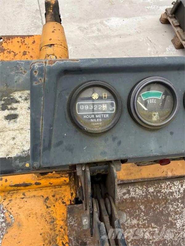 Komatsu FG 35 Z Stapler Gas Gradbeništvo - drugo
