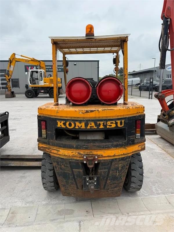 Komatsu FG 35 Z Stapler Gas Gradbeništvo - drugo