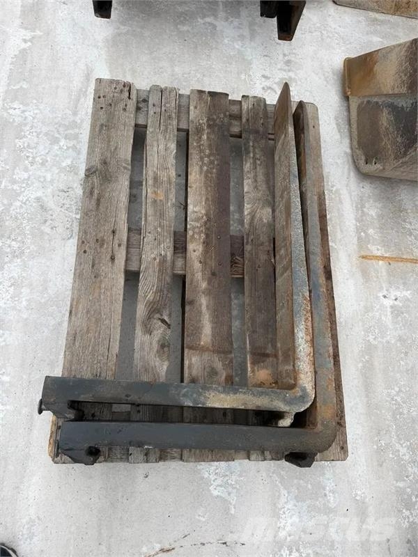 Komatsu FG 35 Z Stapler Gas Gradbeništvo - drugo