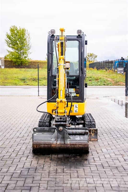 Komatsu PC16R-3HS Minibagger < 7t