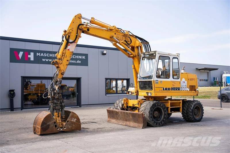 Liebherr A 900 C Wielgraafmachines