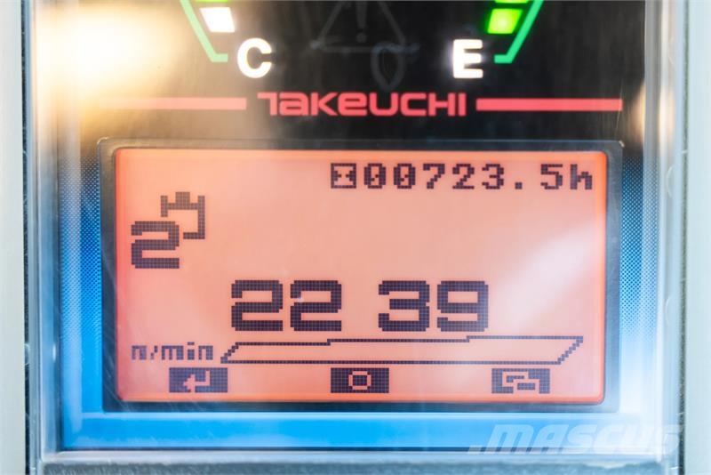 Takeuchi TB225 Mini bagri <7t