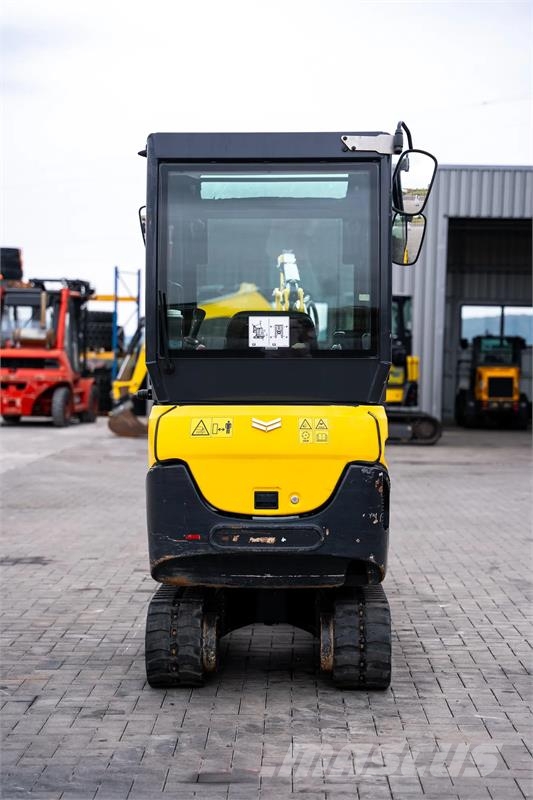 Yanmar SV16 حفارات صغيرة أقل من 7 طن (حفارات صغيرة)