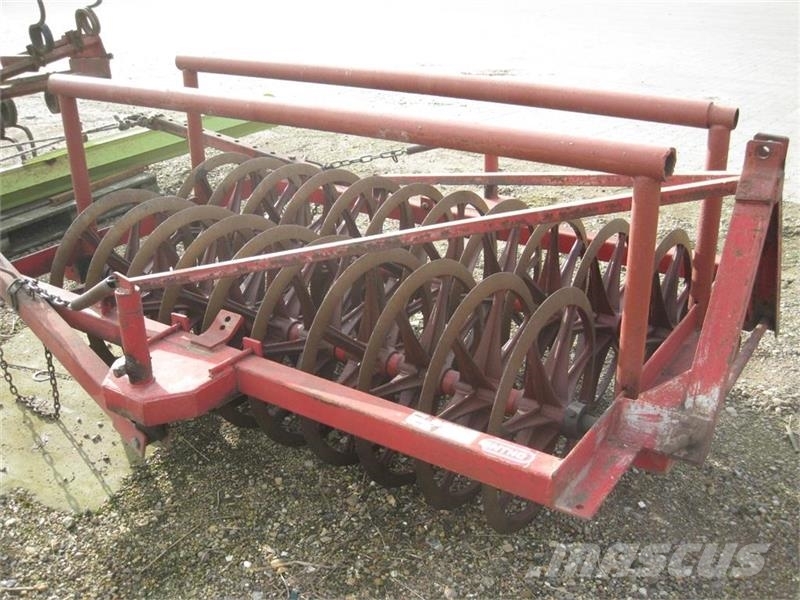 INTHO jordpakker 2m,70/70 10/11 m/liftbeslag Катки польові