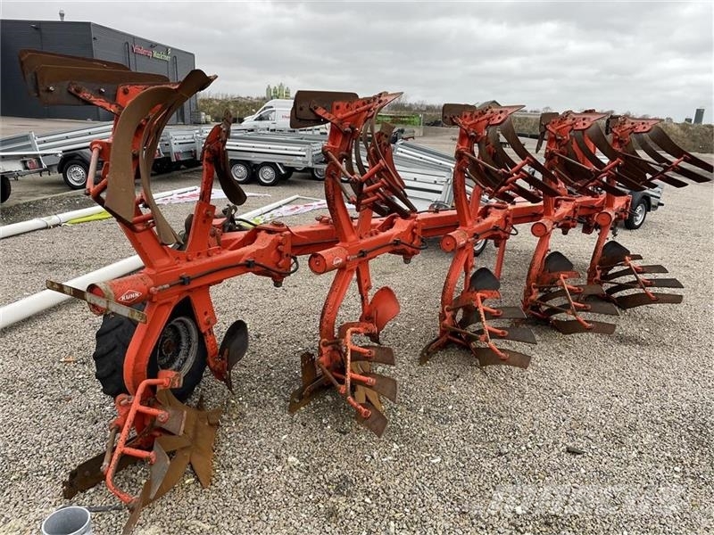 Kuhn VM 152 NSH 5 furet Obračalni plugi