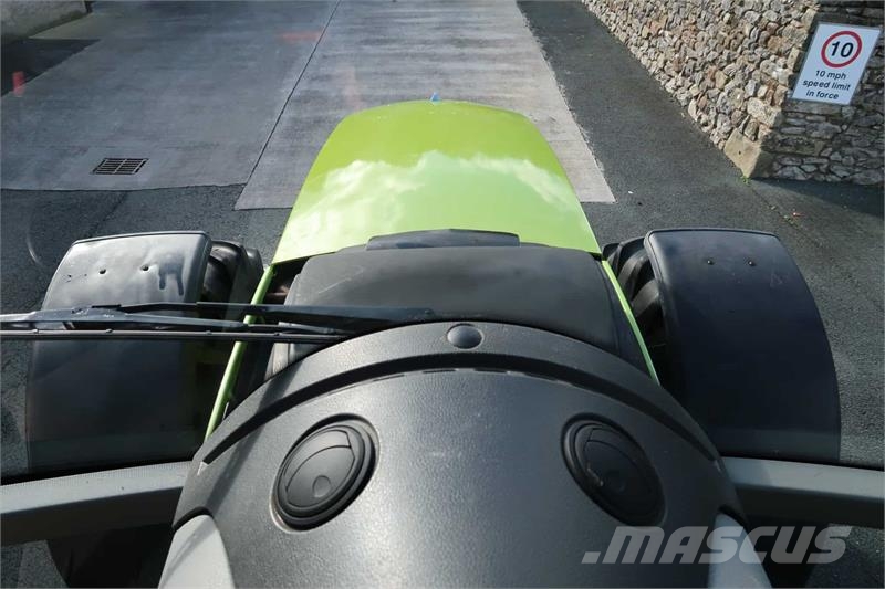 CLAAS Arion 620C Tractors