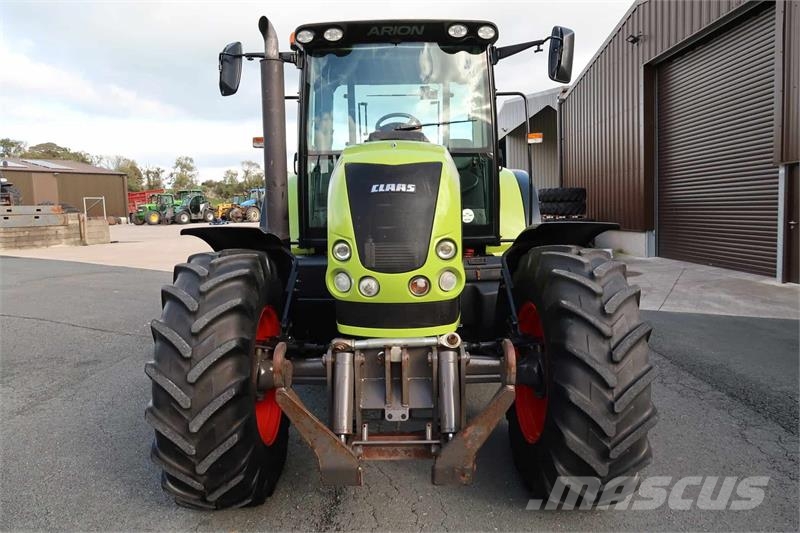 CLAAS Arion 620C Tractors