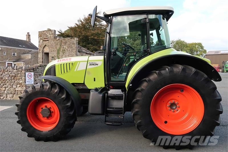 CLAAS Arion 620C Tractors