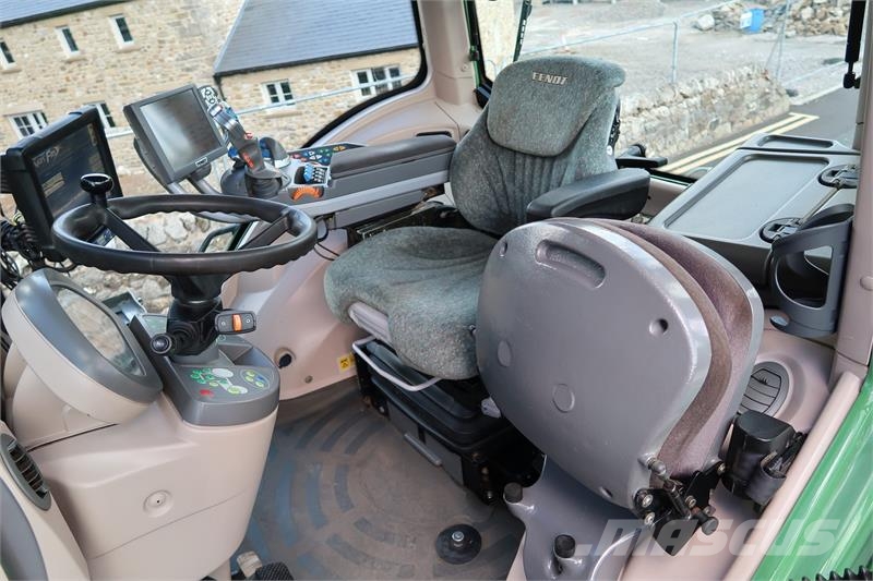 Fendt 828 الجرارات