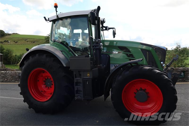 Fendt 828 الجرارات