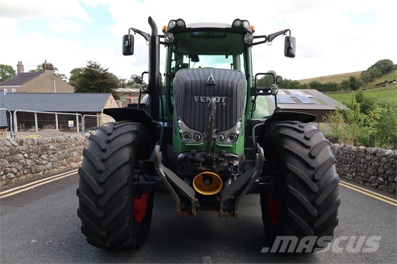 Fendt 828 الجرارات