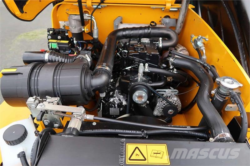 JCB 520-40 معدات مناولة لأغراض الزراعة