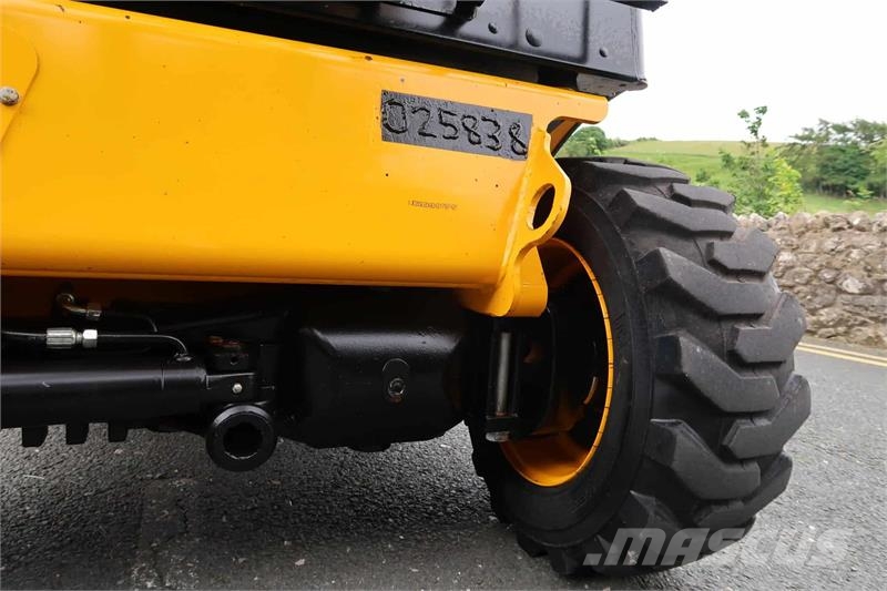 JCB 520-40 معدات مناولة لأغراض الزراعة