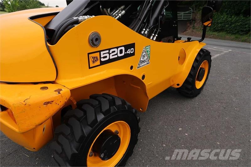 JCB 520-40 معدات مناولة لأغراض الزراعة