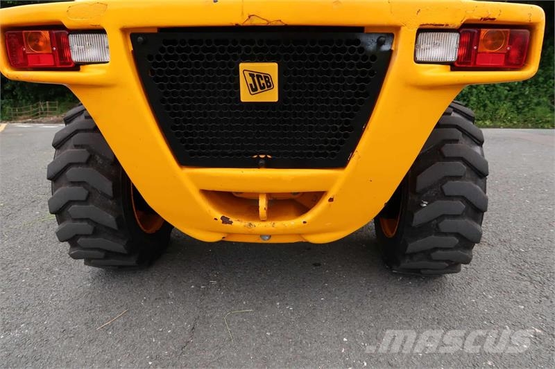 JCB 520-40 معدات مناولة لأغراض الزراعة