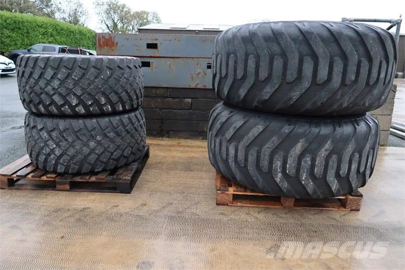 John Deere  ملحقات أخرى للجرارات