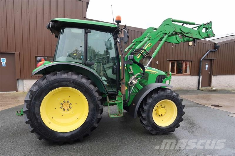 John Deere 5100R Traktori