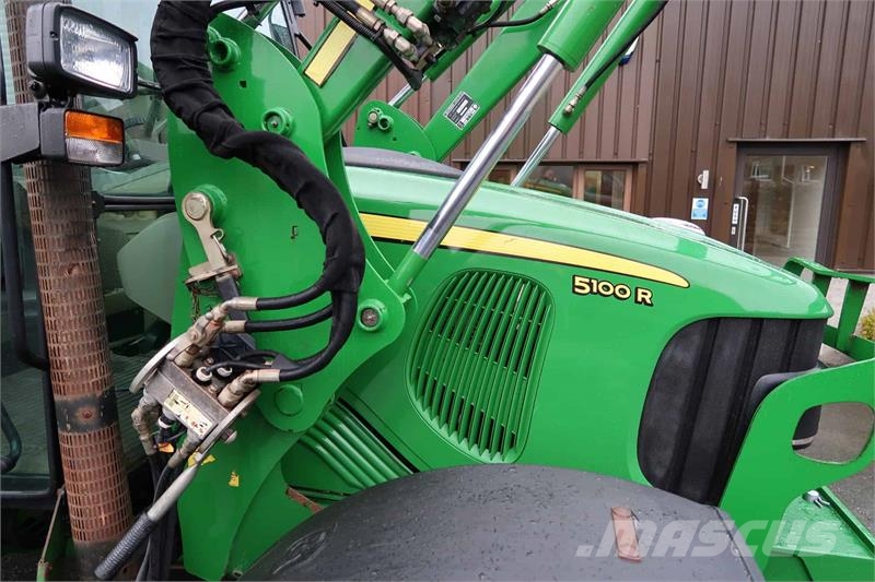 John Deere 5100R Traktori