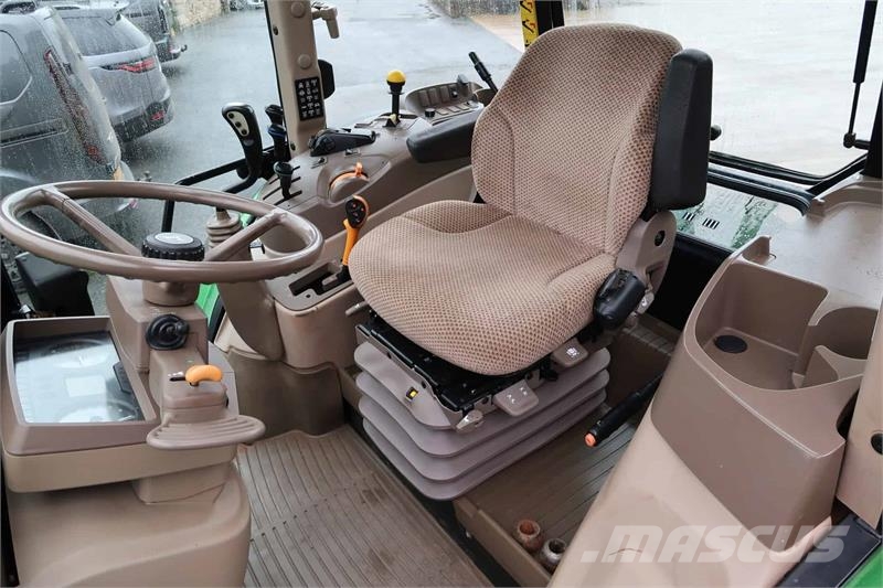 John Deere 5100R Traktori