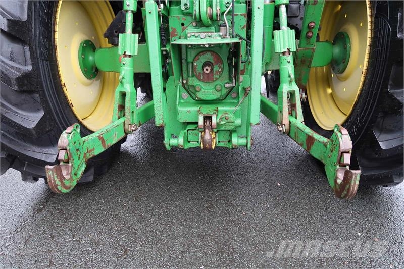 John Deere 5100R Traktori