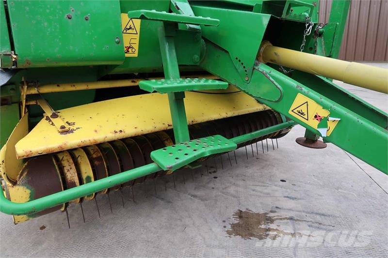 John Deere 575 Rundballepresser