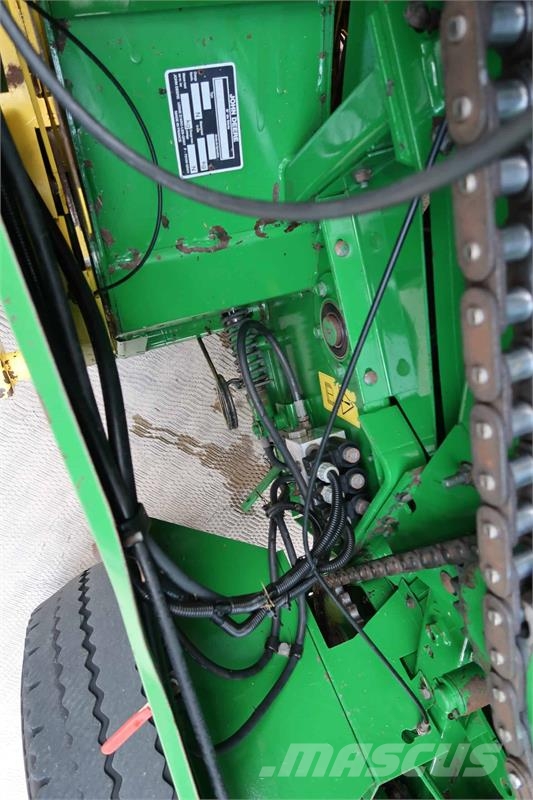 John Deere 575 Rundballepresser