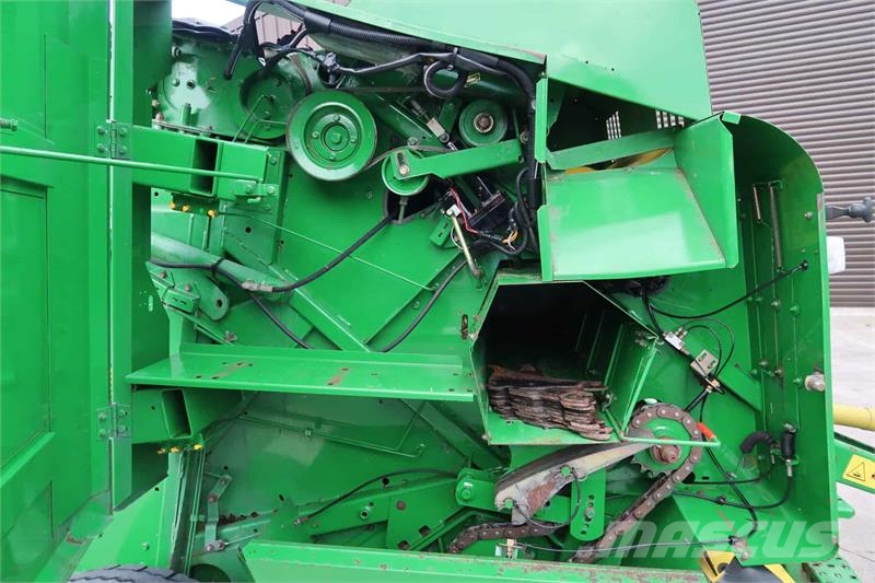 John Deere 575 Rundballepresser