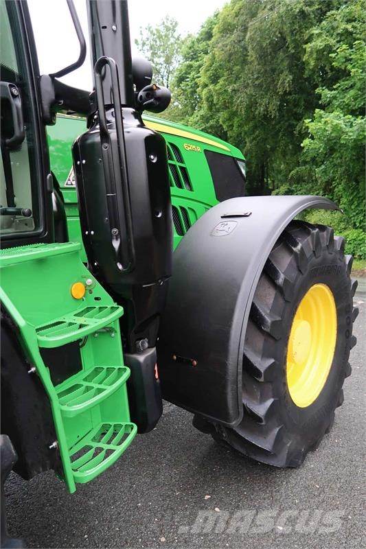 John Deere 6215R Tractores