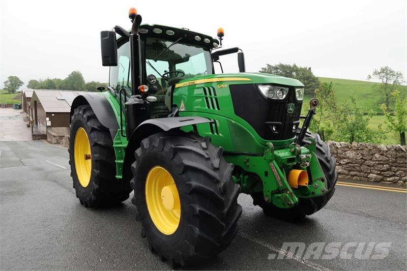 John Deere 6215R Tractores