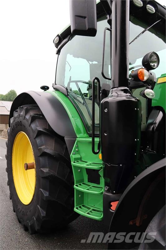 John Deere 6215R Tractores