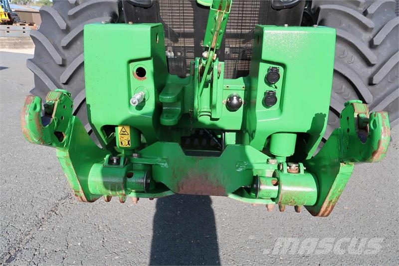 John Deere 8400R Traktorok