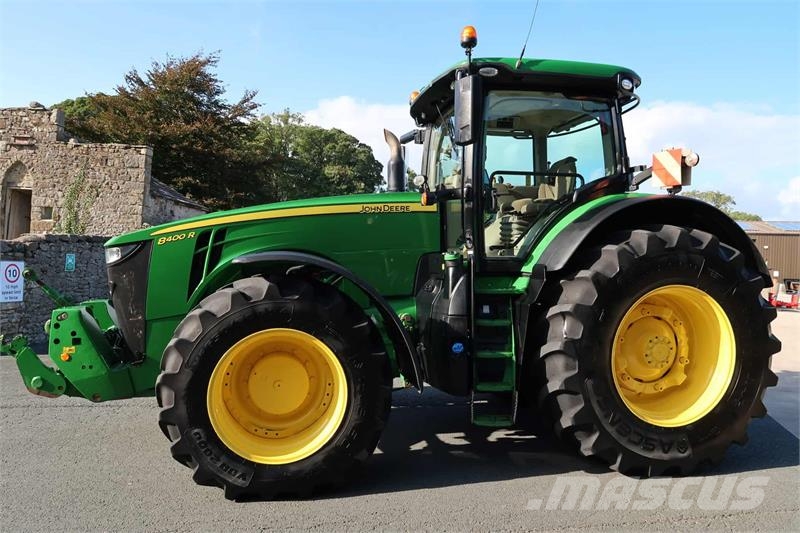 John Deere 8400R Traktorok