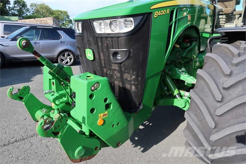 John Deere 8400R Traktorok