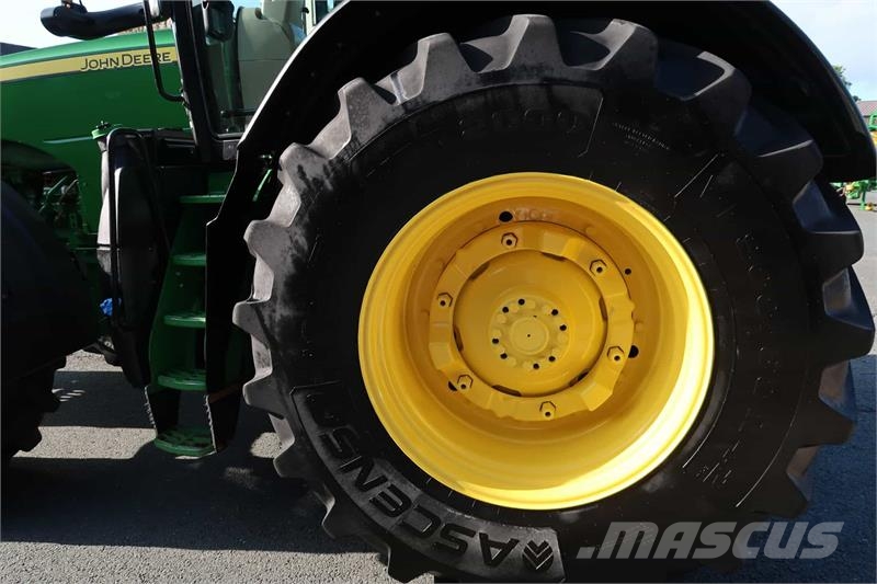 John Deere 8400R Traktorok