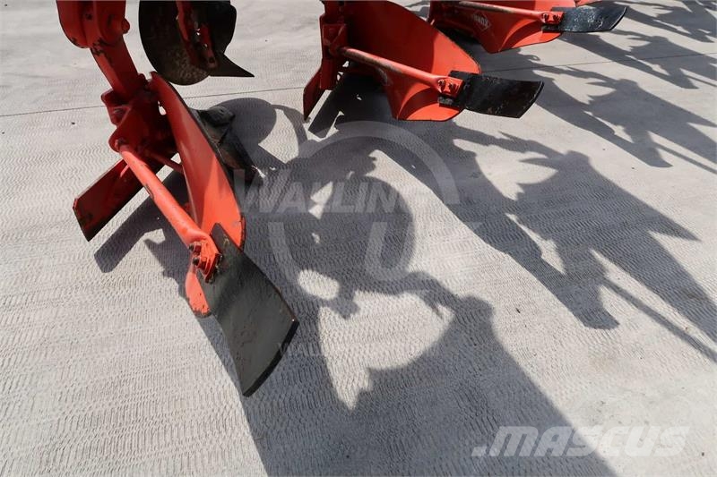 Kuhn Multi-Master 122 Apverčiamieji plūgai