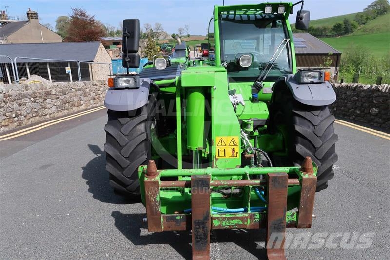 Merlo TF 33.7 معدات مناولة لأغراض الزراعة