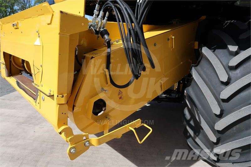 New Holland CX 5.80SL Mähdrescher