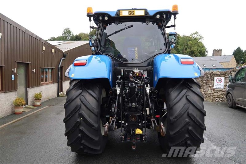 New Holland T7.210 Traktori