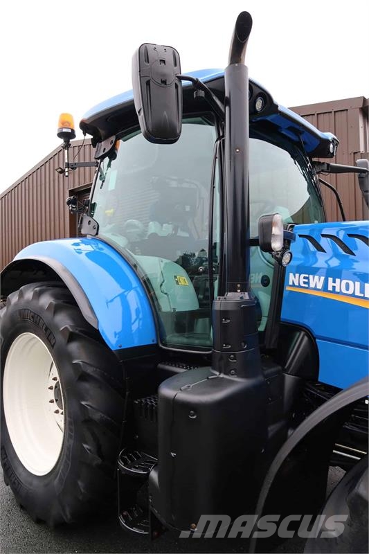 New Holland T7.210 Traktori