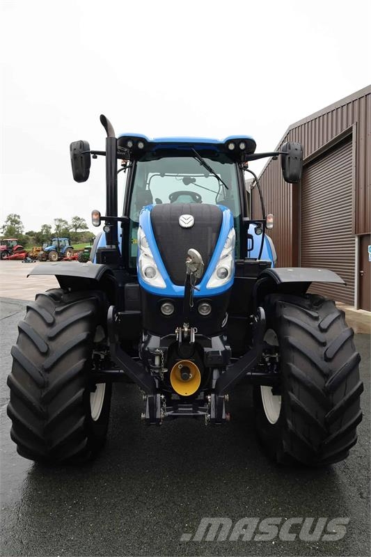 New Holland T7.210 Traktori
