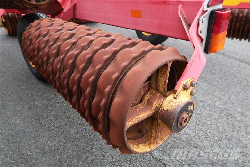 Väderstad ROLLEX RX 940 مداحل