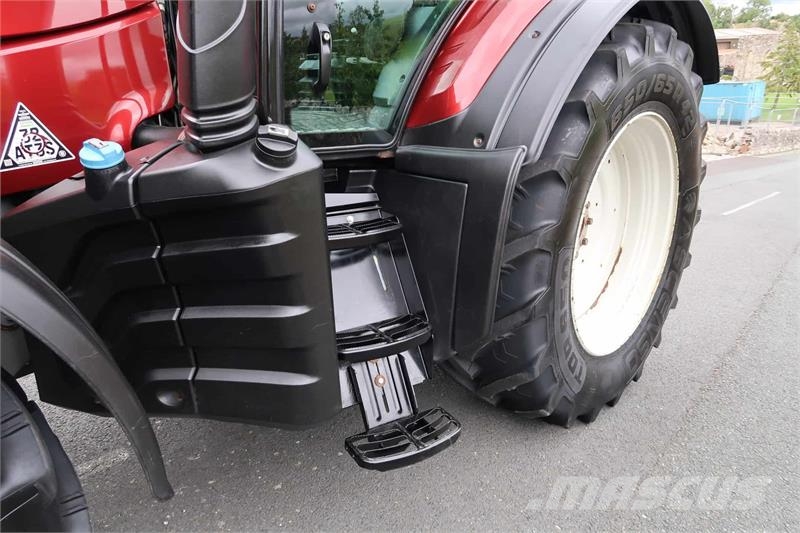 Valtra T254 Tractors