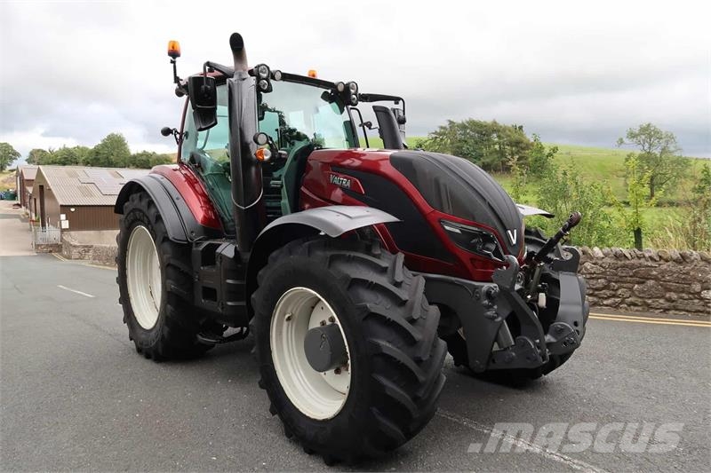 Valtra T254 Tractors
