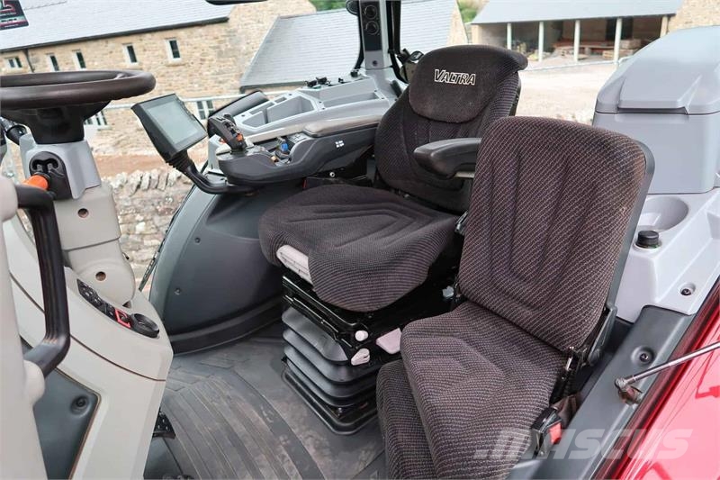 Valtra T254 Tractors
