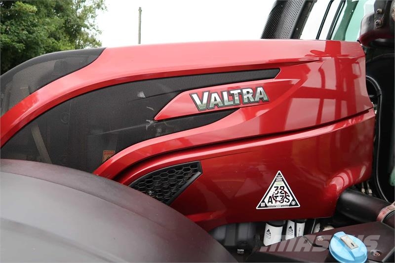 Valtra T254 Tractors