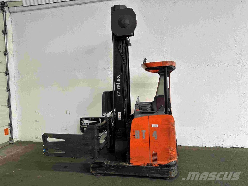 BT RRE 160 - TRIPLEX 8 m Річ-трак із високим підйомом