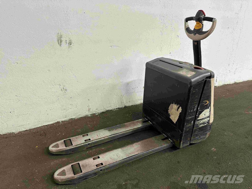 Crown WP 3015 Niedergabelstapler
