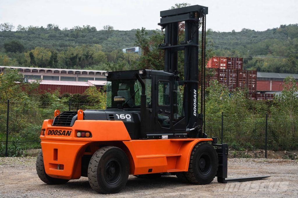 Doosan D 160 S-5 - nur 4799 Betriebsstunden !! Dizelski viličari