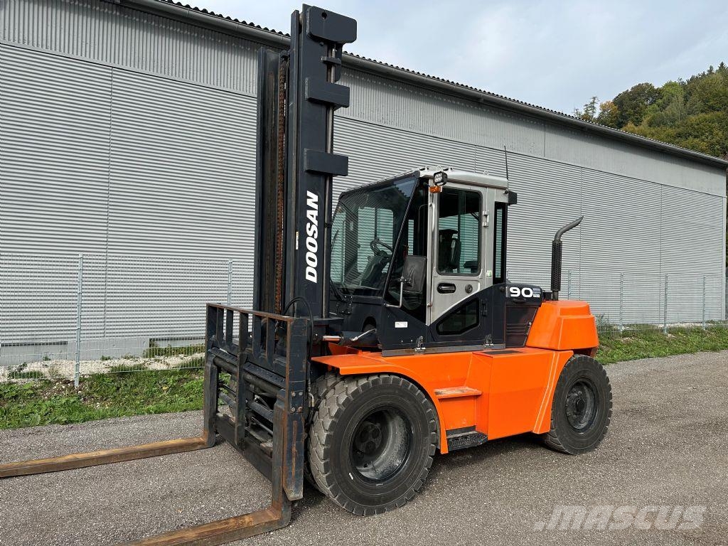 Doosan D 90-S-7 Wózki Diesla