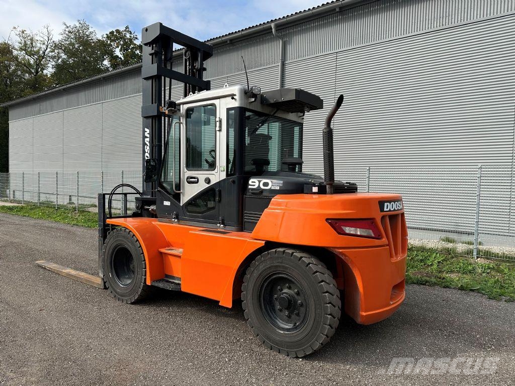 Doosan D 90-S-7 Wózki Diesla
